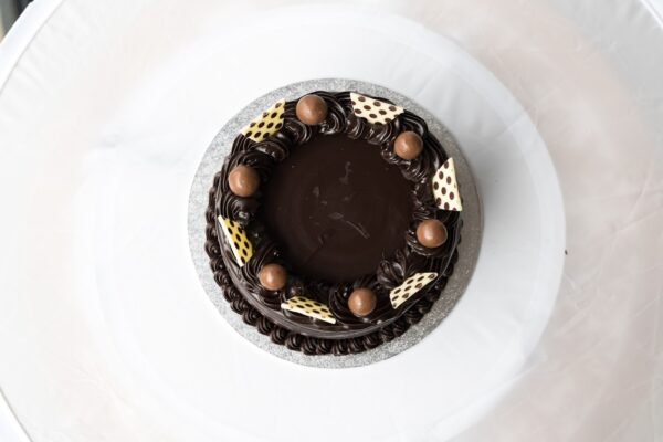 Chocolate Truffle Cake - Image 3